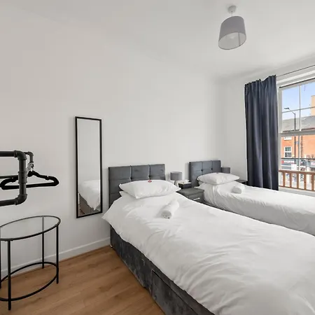 Central Reading - 3 Bed Apartment Exterior photo